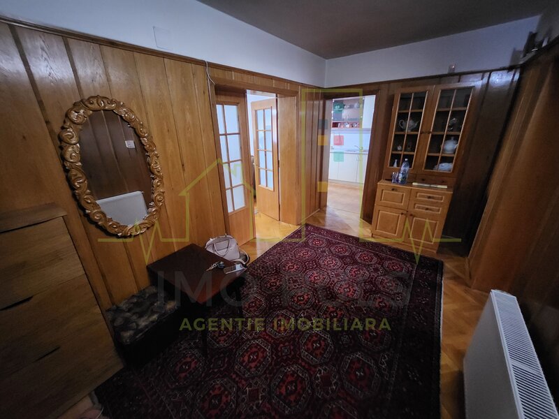 Timisoara, apartament de inchiriat, 2 bai, garaj.