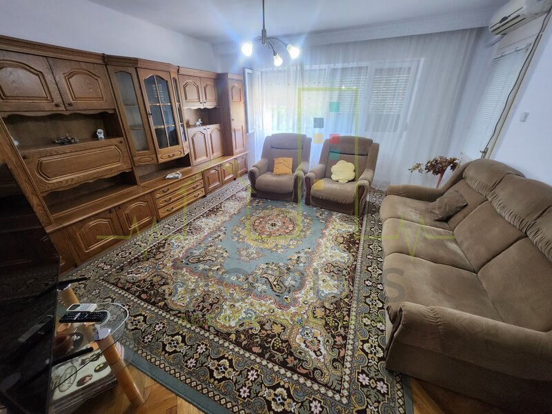 Timisoara, apartament de inchiriat, 2 bai, garaj.