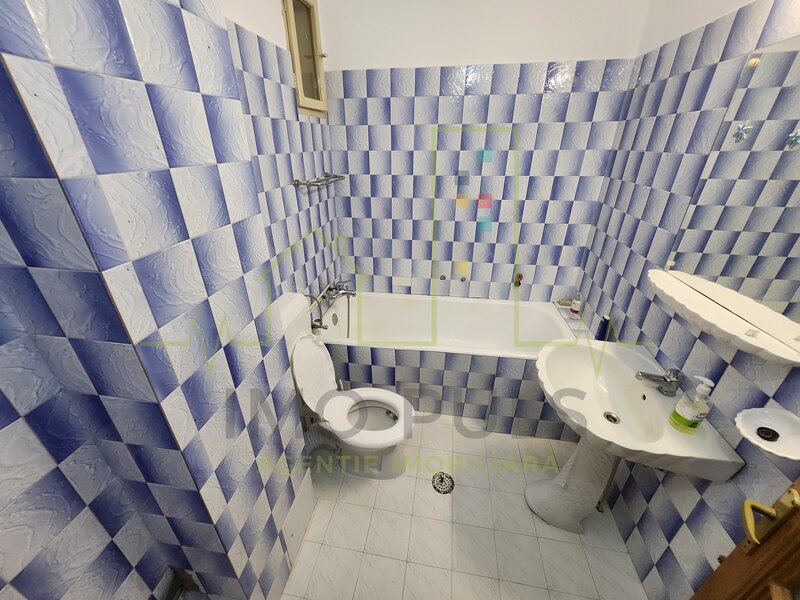 Timisoara, apartament de inchiriat, 2 bai, garaj.